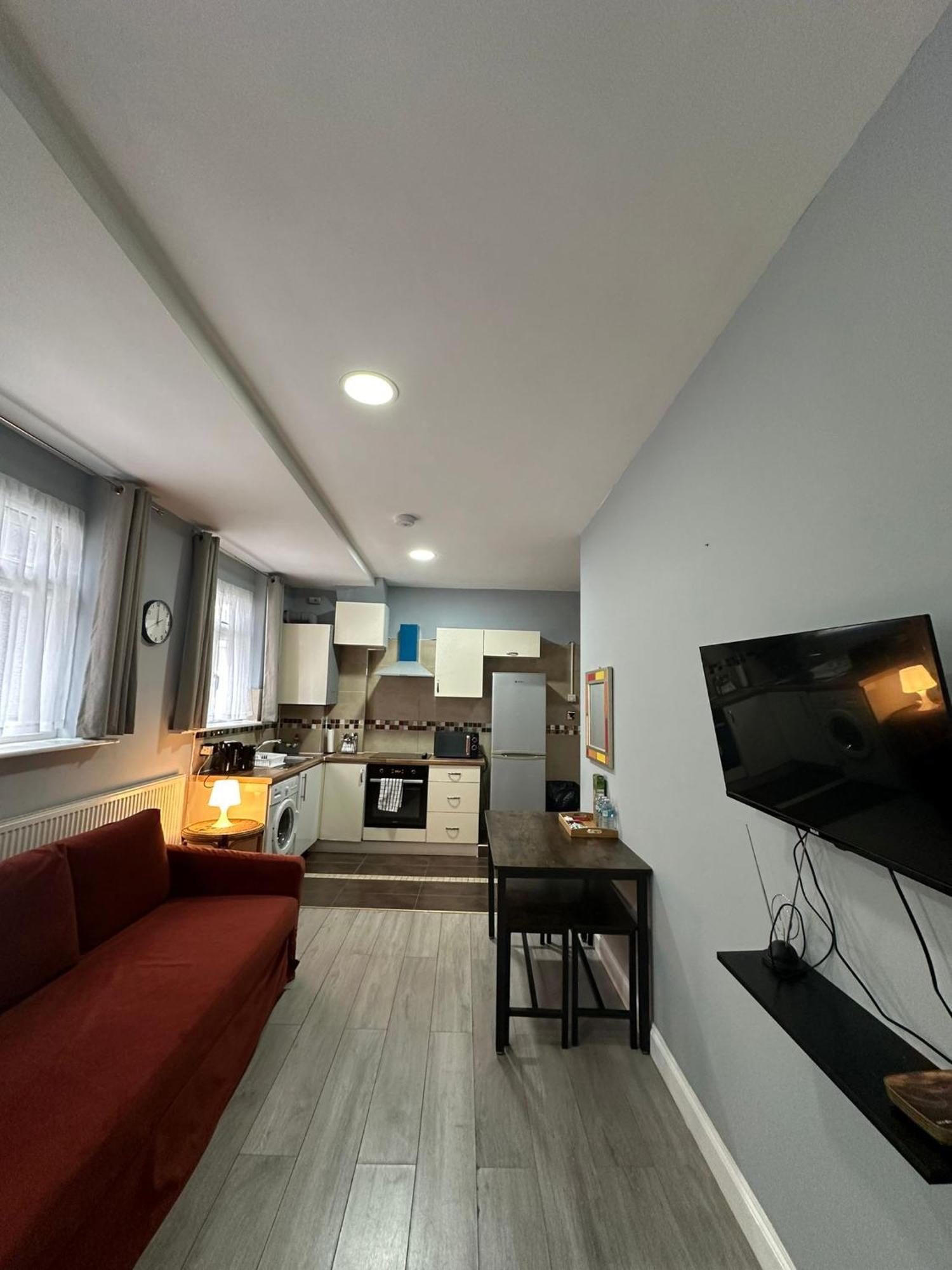 Central London - Ground Floor 2 Bedrooms Apartment מראה חיצוני תמונה