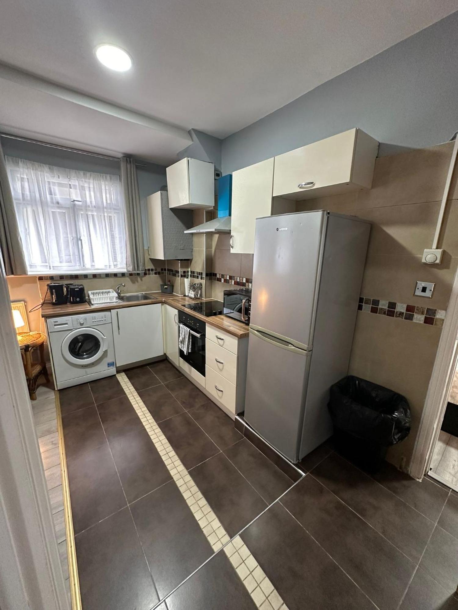 Central London - Ground Floor 2 Bedrooms Apartment מראה חיצוני תמונה